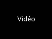 Vidéo-souvenir, Recouvrement – Effacement : 45 x 10, vidéo conçue par  Daniel Buren et filmée par Gerry Schum, Düsseldorf, Allemagne. septembre 1971. © Daniel Buren/Adagp, Paris. Détail.